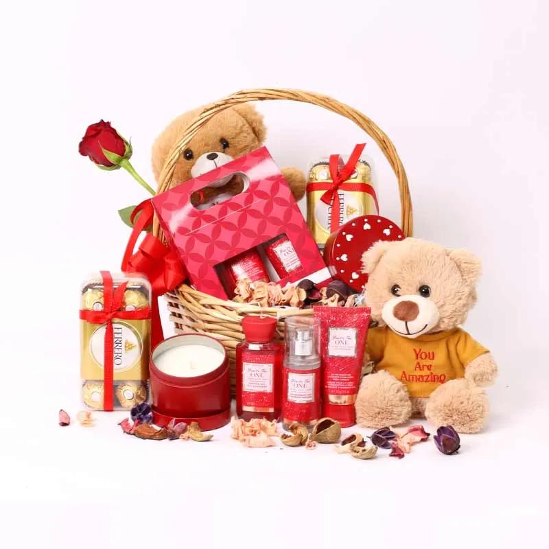 Amazing Beauty Gift Basket