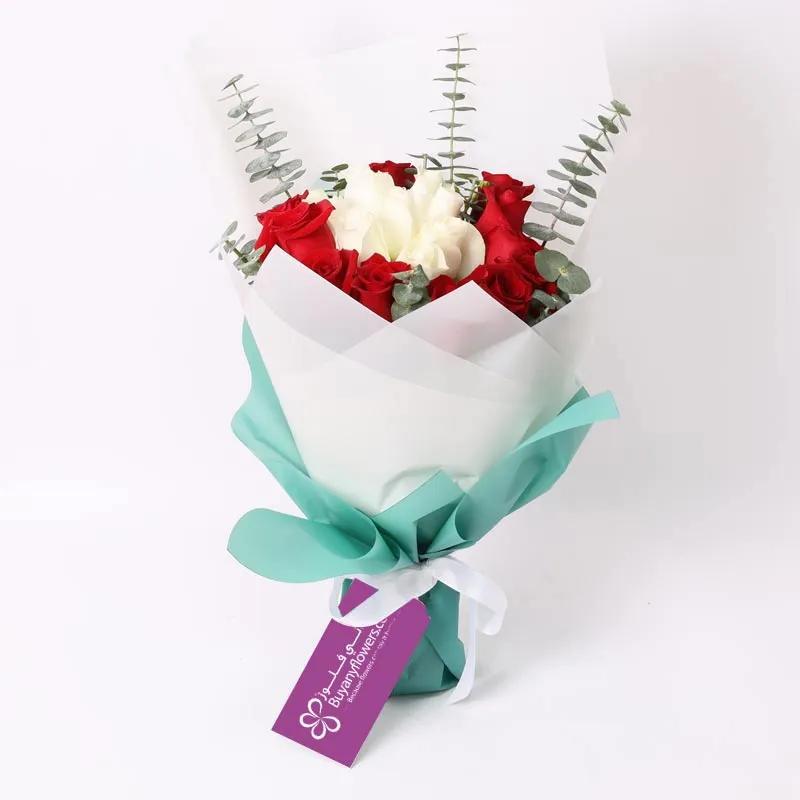 Classic Love 21 Roses and 200gm Ferrero Rocher