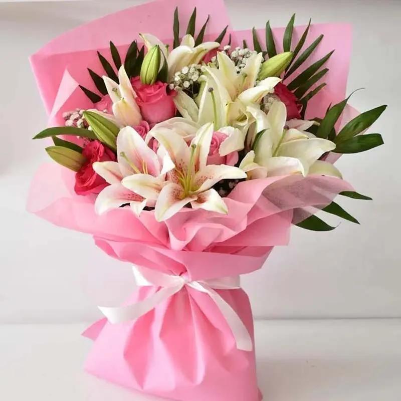 Roses and Lilies Bouquet