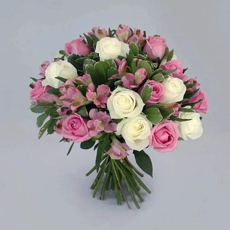 Tuning of White and Pink Roses